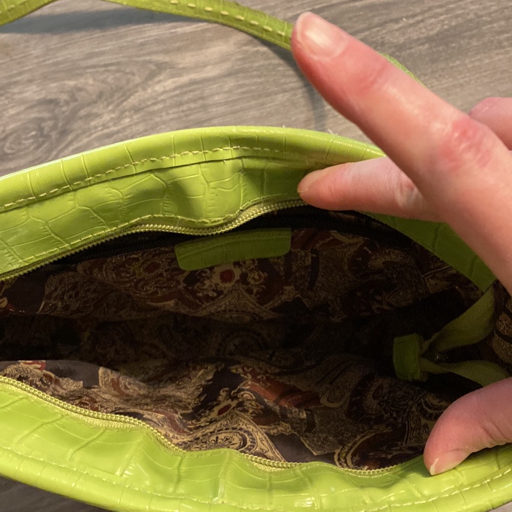 Brighton Straw Crossbody Bag - Picture 10 of 16